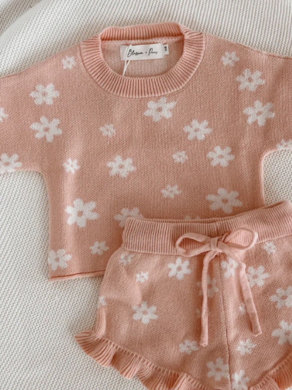 Blossom and Pear toddler size 4Y knit top posy flower - Picture 3 of 3